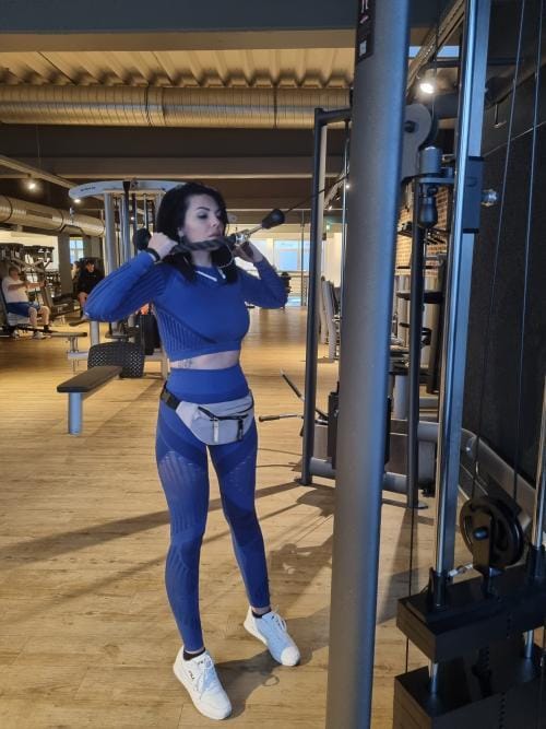 Customer photo review of Chloe™ - Anti-Cellulite Leggings