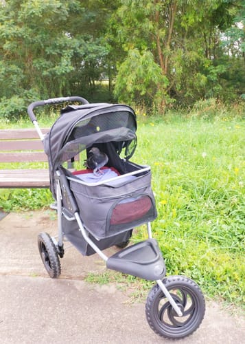 Customer photo review of PaWz Pet Dog Stroller Pram - Black