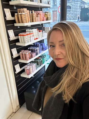 Customer photo review of This is an Invisible Dry Shampoo