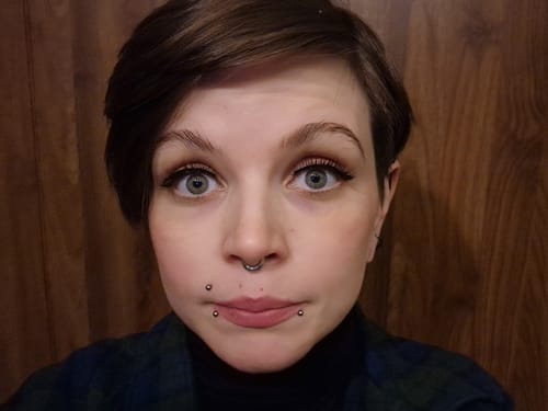 Customer photo review of Daisy Chain Hybrid Magnetic Lash & Liner Set