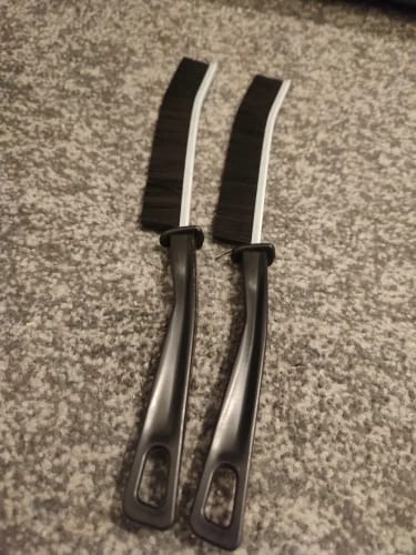 Customer photo review of Gap Cleaning Brush