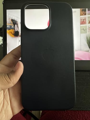 Customer photo review of iPhone 14 Leather Case with MagSafe