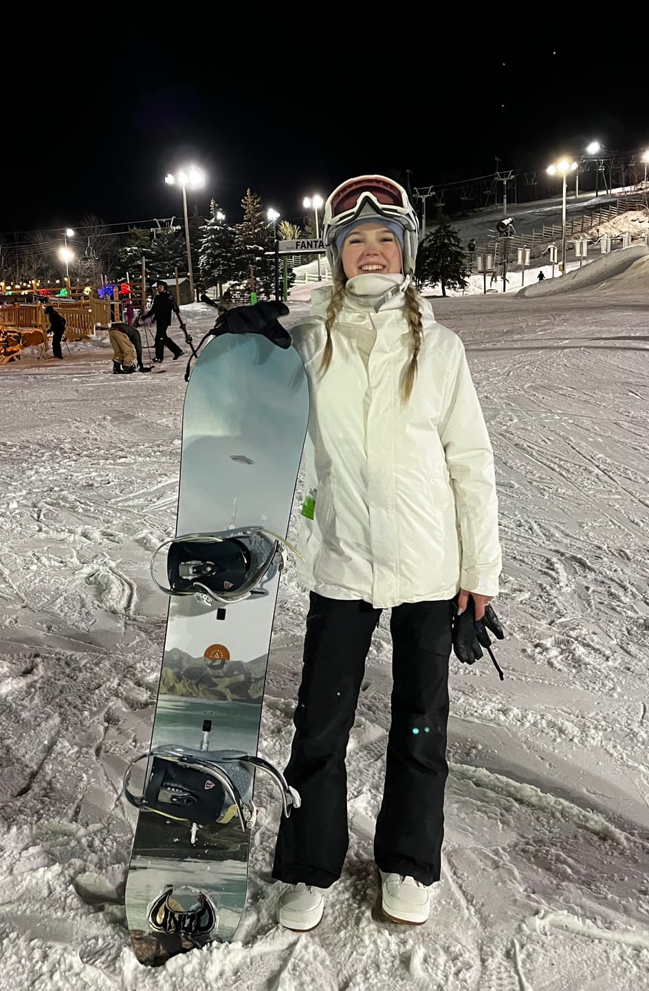 Customer photo review of Women's Story Board Camber Snowboard