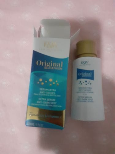 Customer photo review of Fair and White Glutathion Extra Serum Anti-Dark Spot 30ml / 1.01 Fl Oz