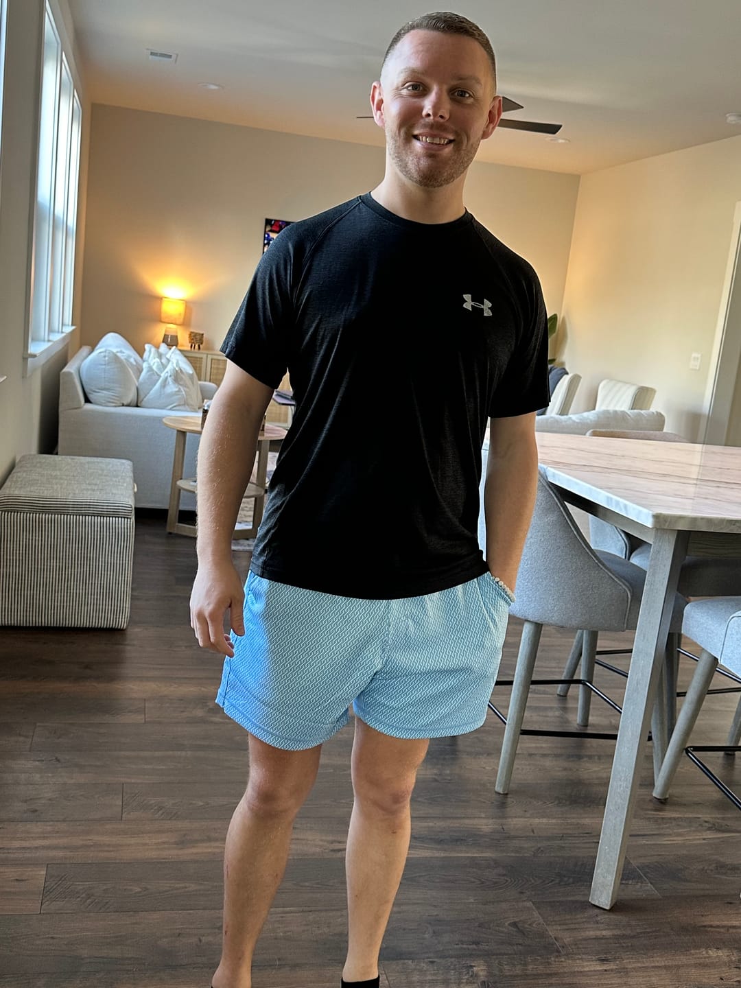 Customer photo review of Infinity Shorts 6 Inch