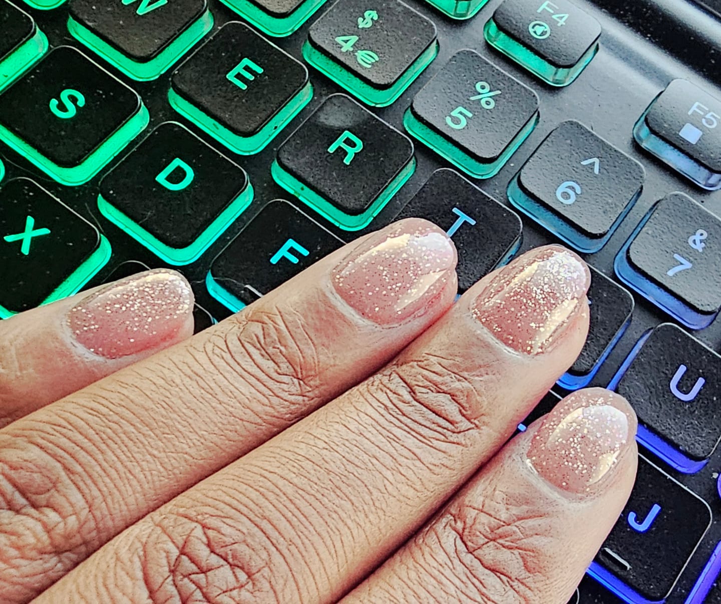 Customer photo review of Semilac Top Coat Flash On T21 UV Gel Polish 7ml