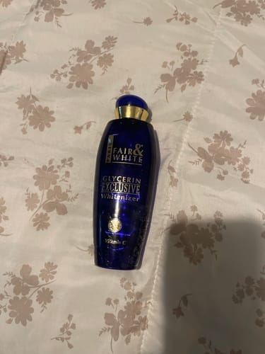 Customer photo review of Fair and White Exclusive Glycerin with Pure Vitamin "C" 250 ml / 8.4 fl oz