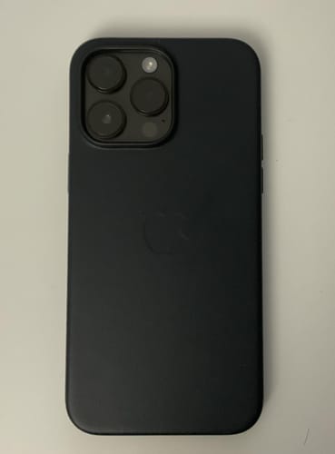 Customer photo review of iPhone 14 Leather Case with MagSafe