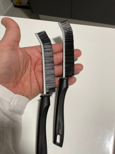 Customer photo review of Gap Cleaning Brush
