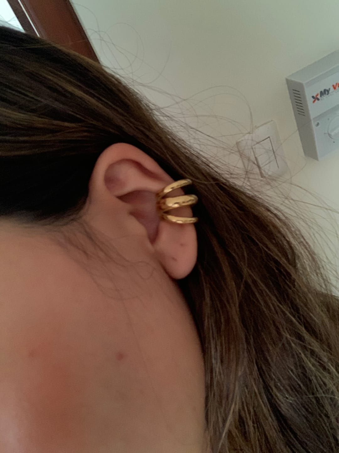 Customer photo review of Ear Cuff Triple