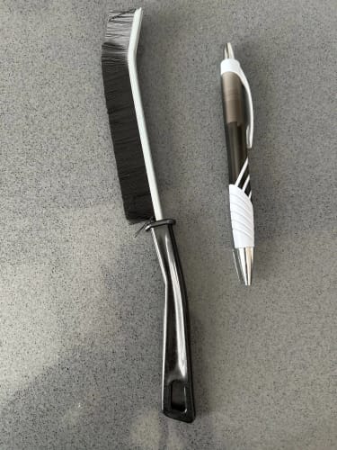 Customer photo review of Gap Cleaning Brush