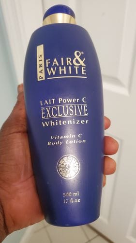 Customer photo review of Fair and White Exclusive Whitenizer Body Lotion 500 ml / 16.90 fl oz