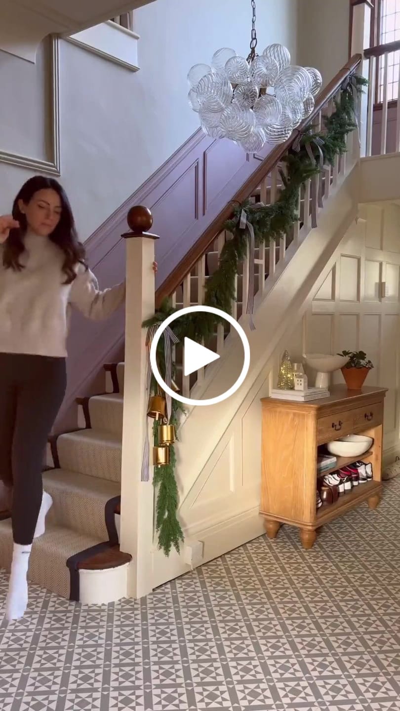 Customer video review of Modern Cluster Glass Globe Bubble Chandelier