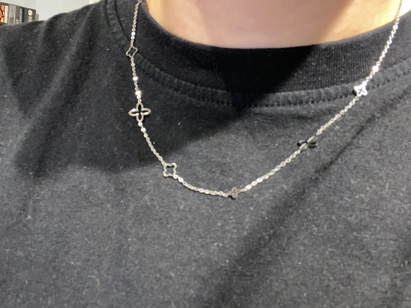 Customer photo review of Fancy Clover Kette | 18K vergoldet