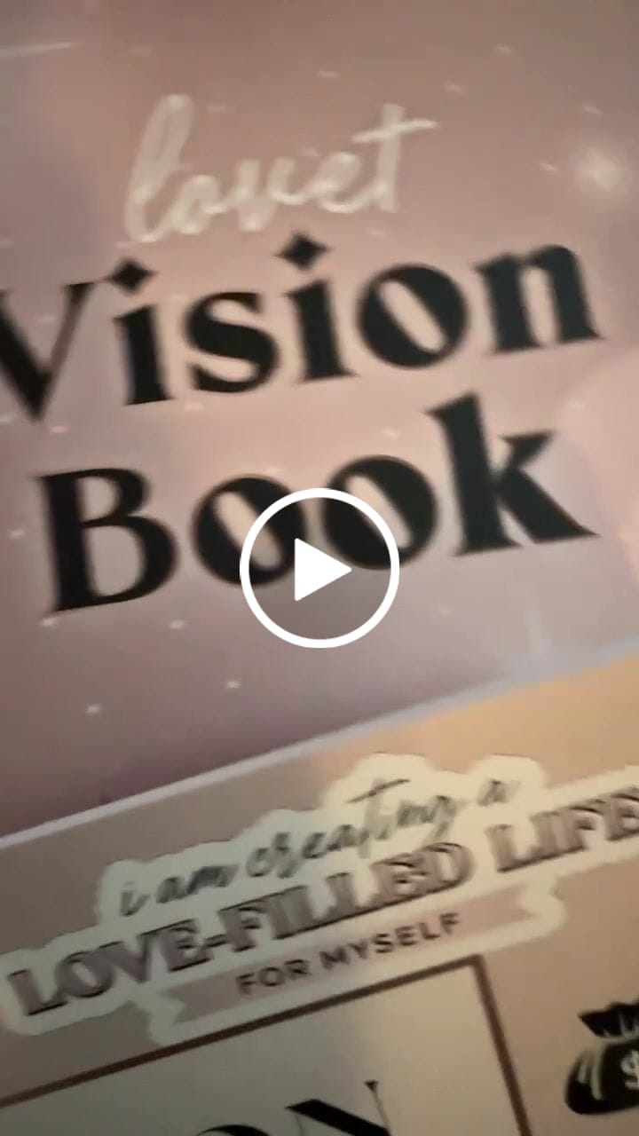 Customer video review of Vision Board Kit: Deluxe Edition (BLUSH)