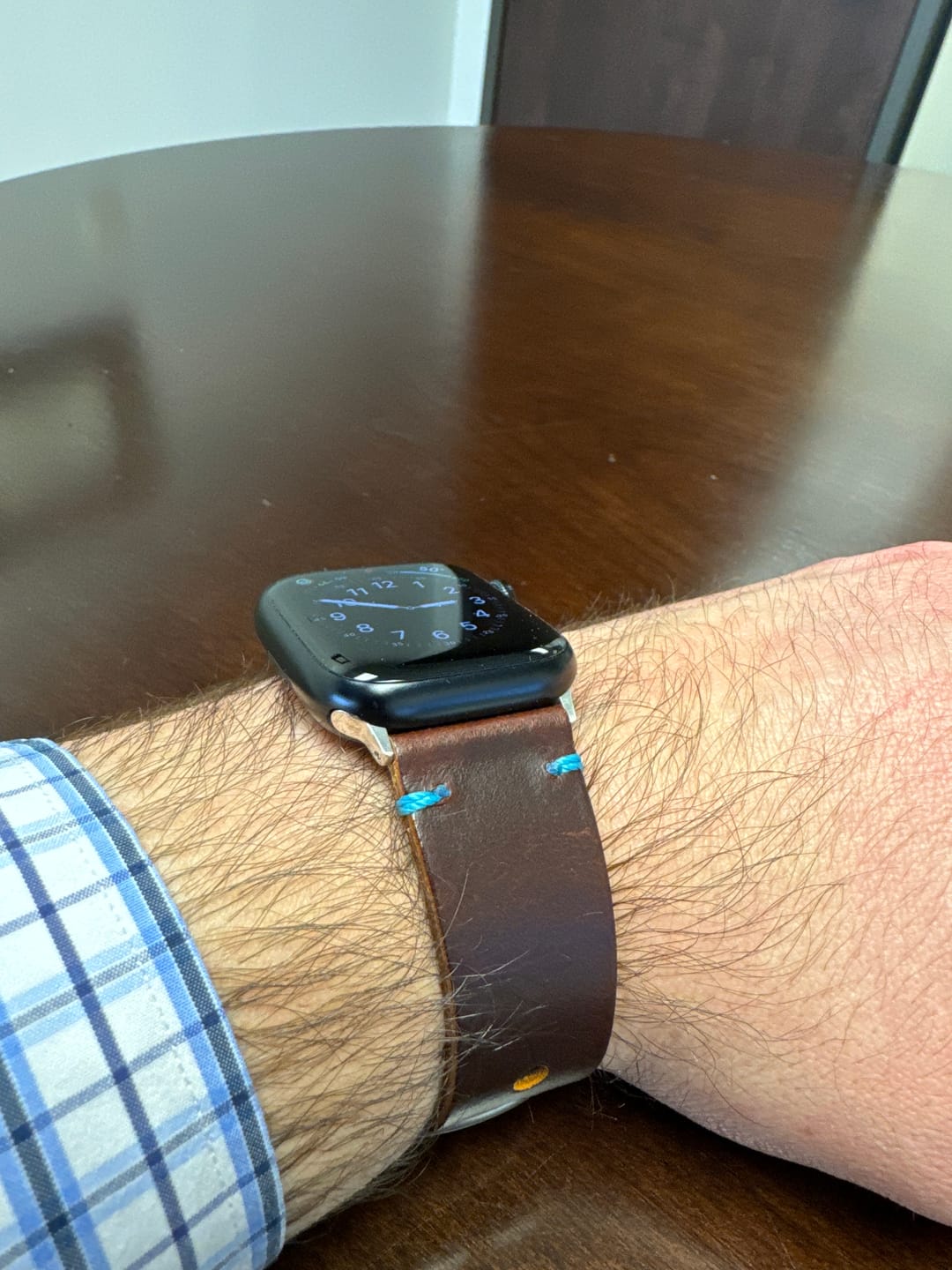 Customer photo review of The Maverick Italian Leather Apple Watch Band - Bordeaux Brown