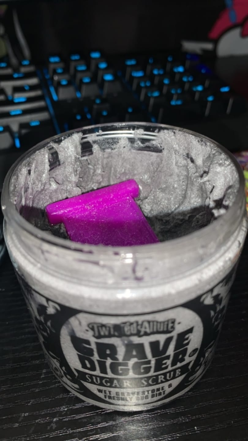 Customer photo review of Grave Digger Sugar Scrub (Wet Gravestone & Dirt)