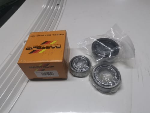 Customer photo review of Front Wheel Bearing Kit Mercedes-Benz W202, W203, W204 C-Class C180, K, C200, K, C220Cdi, C230, C240, C250, C280, C350 (For 1 Wheel only)