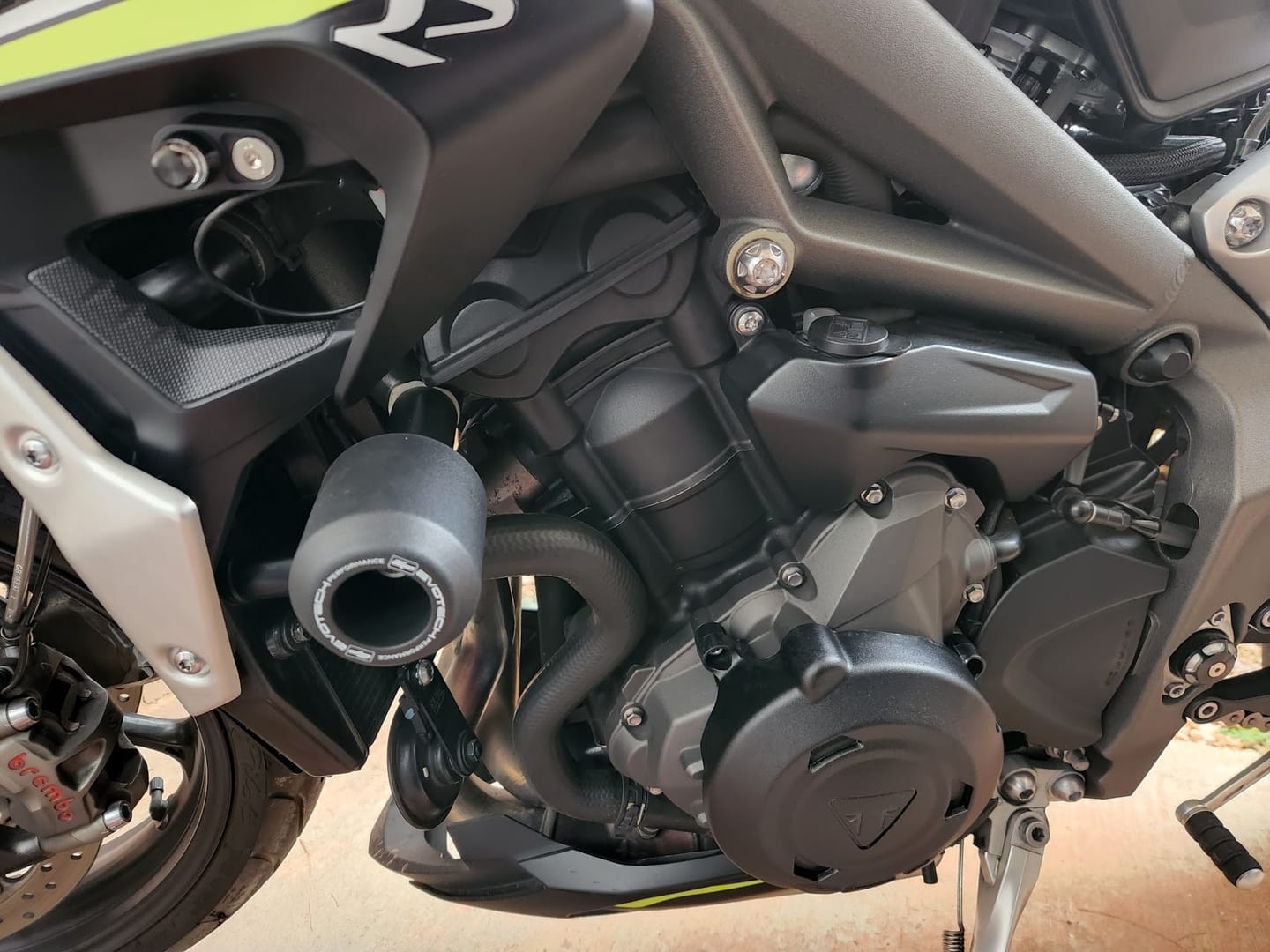 Customer photo review of Triumph Street Triple R/ RS / Moto2 Low Profile Plug & Play Turn Signal Kits – 2017-2024