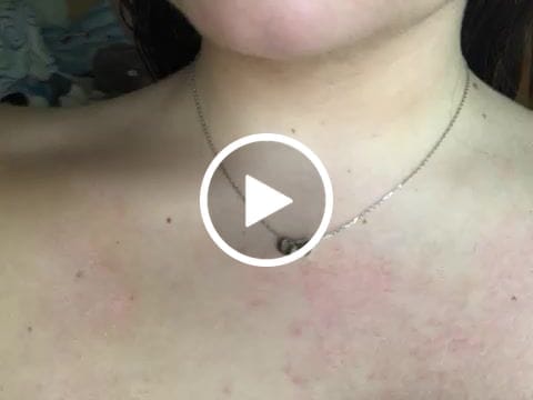 Customer video review of Collar Letra Amor