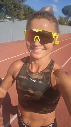 Customer photo review of KAPVOE X100 Polarized Sports Sunglasses