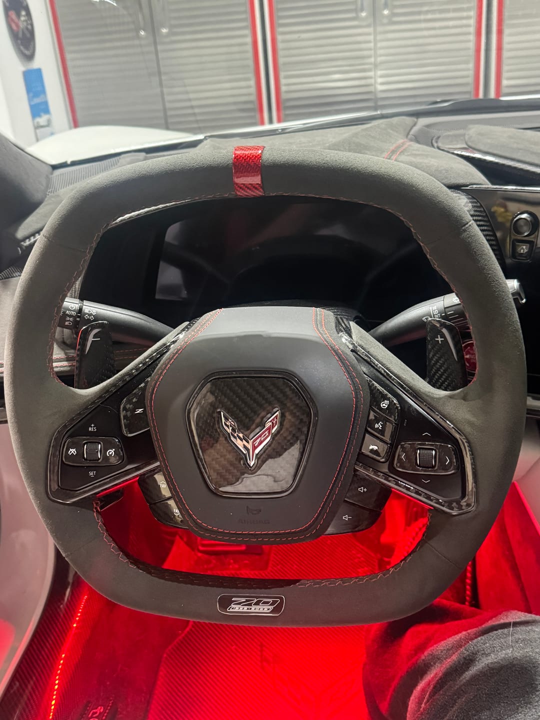Customer photo review of C8 2020+ Corvette Steering Wheel Racing Stripe Carbon Fiber Covers