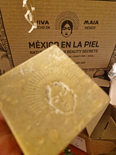 Customer photo review of M-Beauty Must-Haves