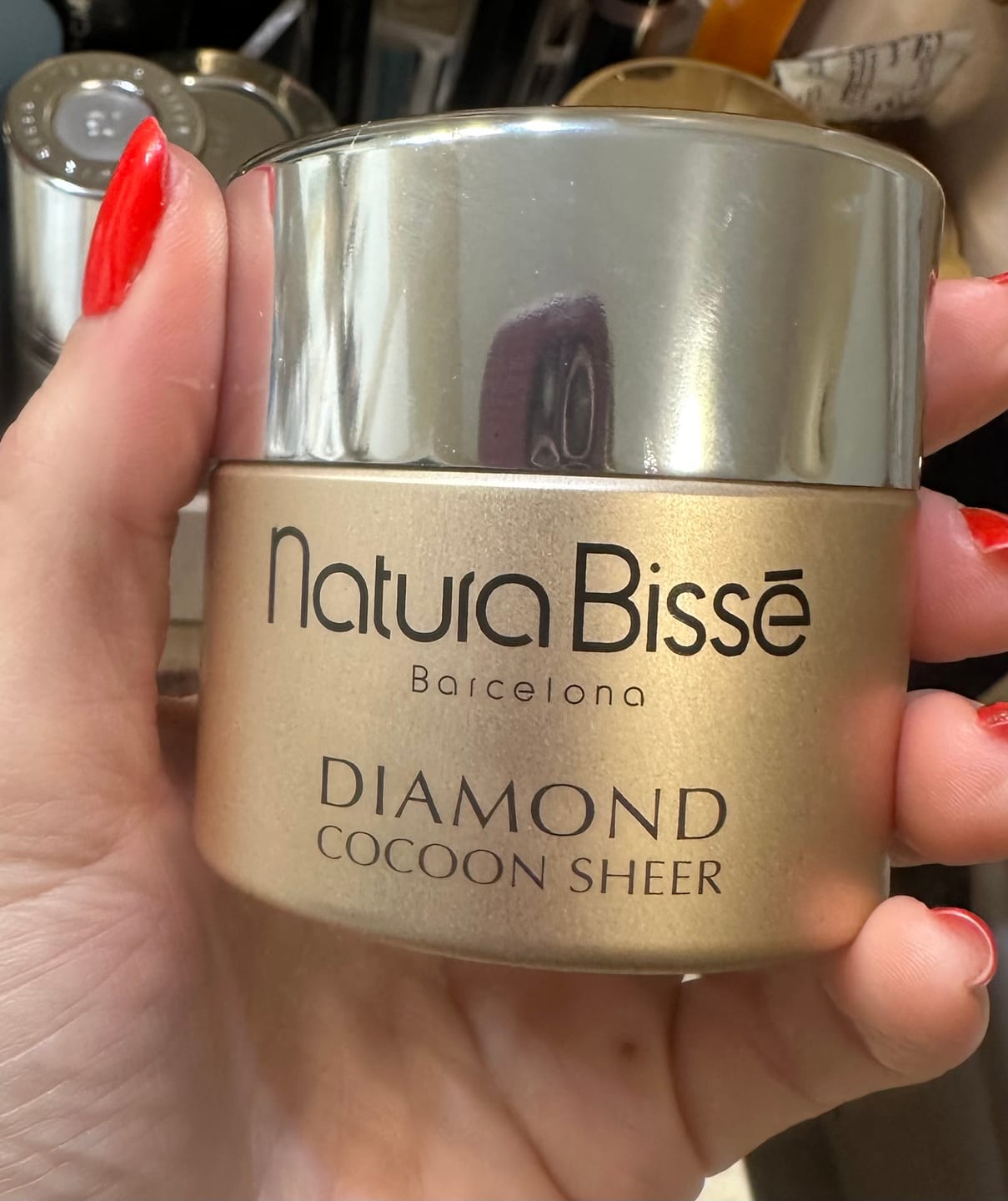 Customer photo review of Natura Bissé Diamond Cocoon Sheer Cream SPF 30 PA++