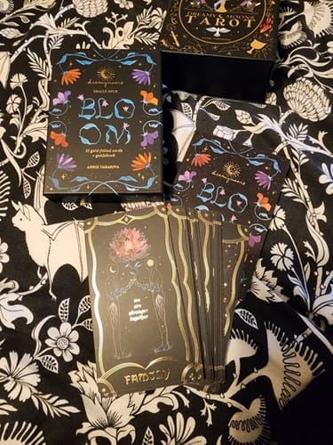 Customer photo review of Bloom Oracle Deck