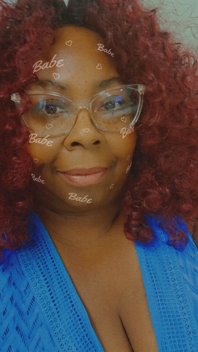 Customer photo review of Outre Synthetic Lace Part Daily Wig - DEANDRA