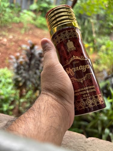 Customer photo review of Shanaya Alcohol Free Premium Deodorant Body spray 200 ML pack of 2 Body Spray
