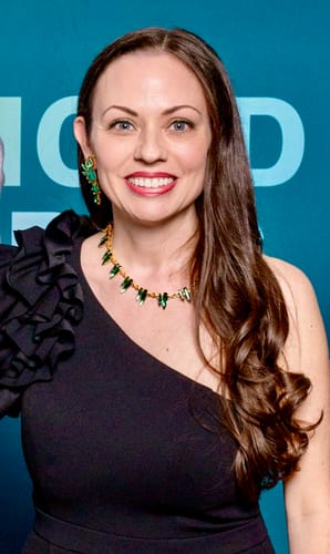 Customer photo review of Xylah Necklace