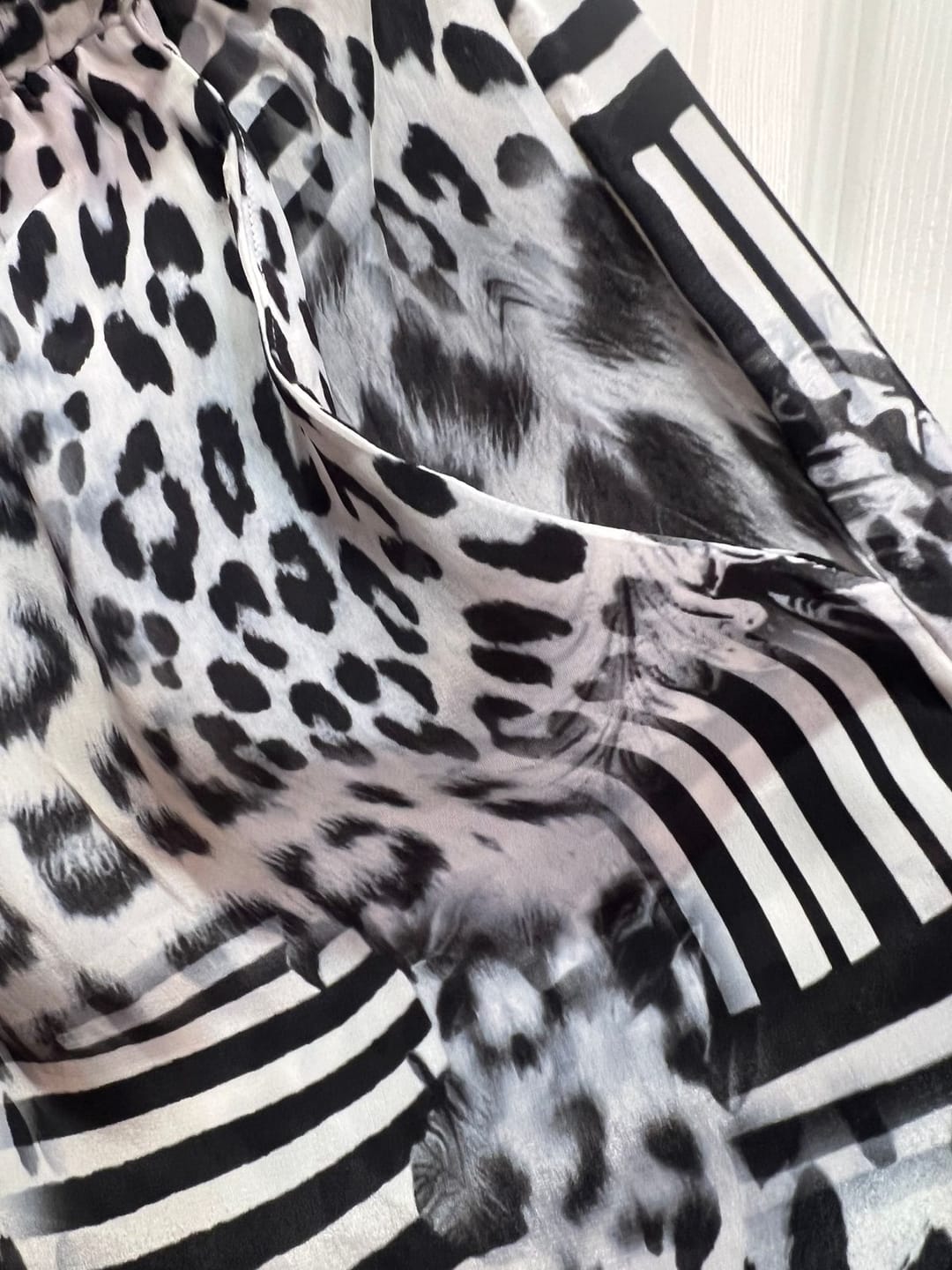 Customer photo review of ZAFFARI - PANTS