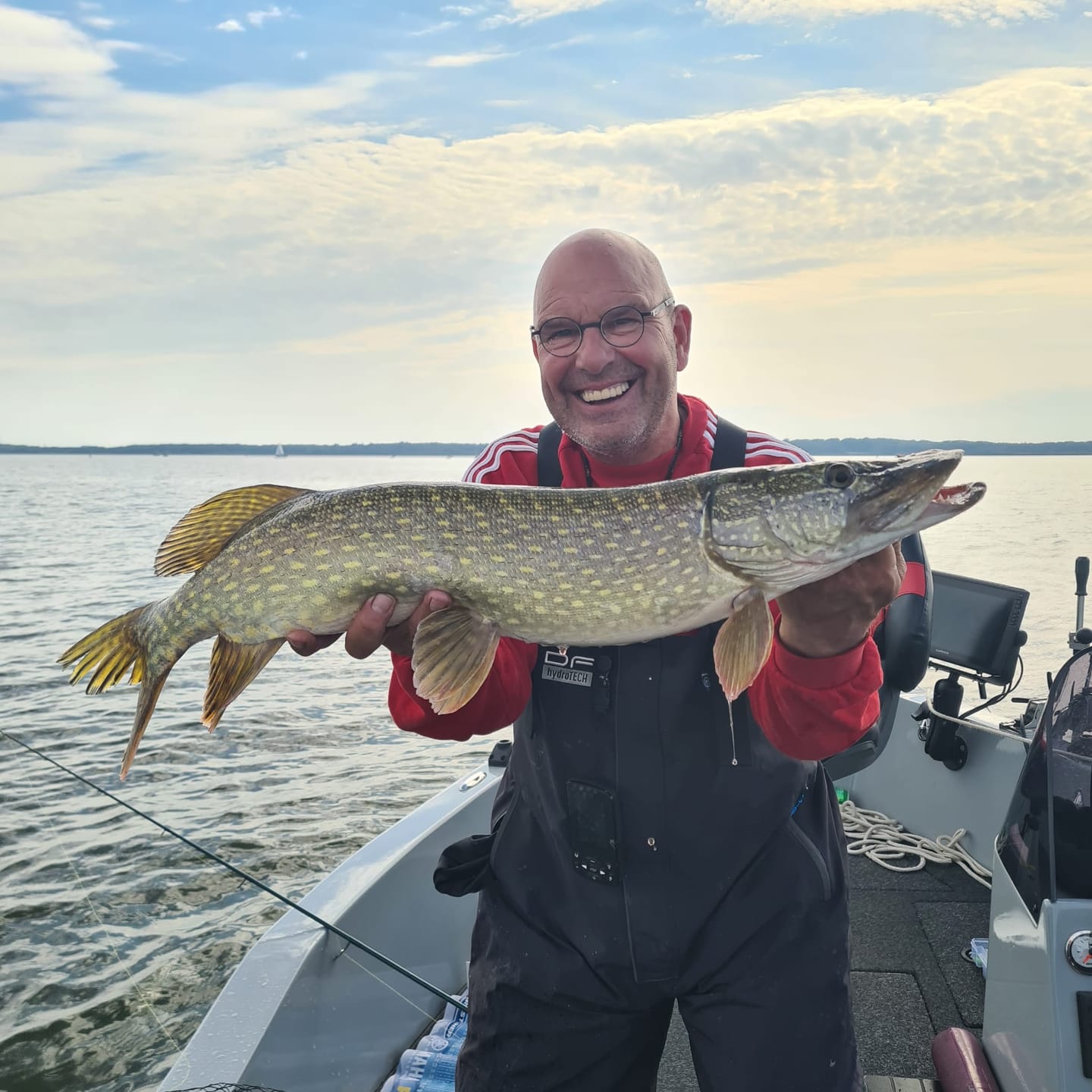 Customer photo review of TAKE AKASHI ULTRACLEAR 100m - 8 Opties