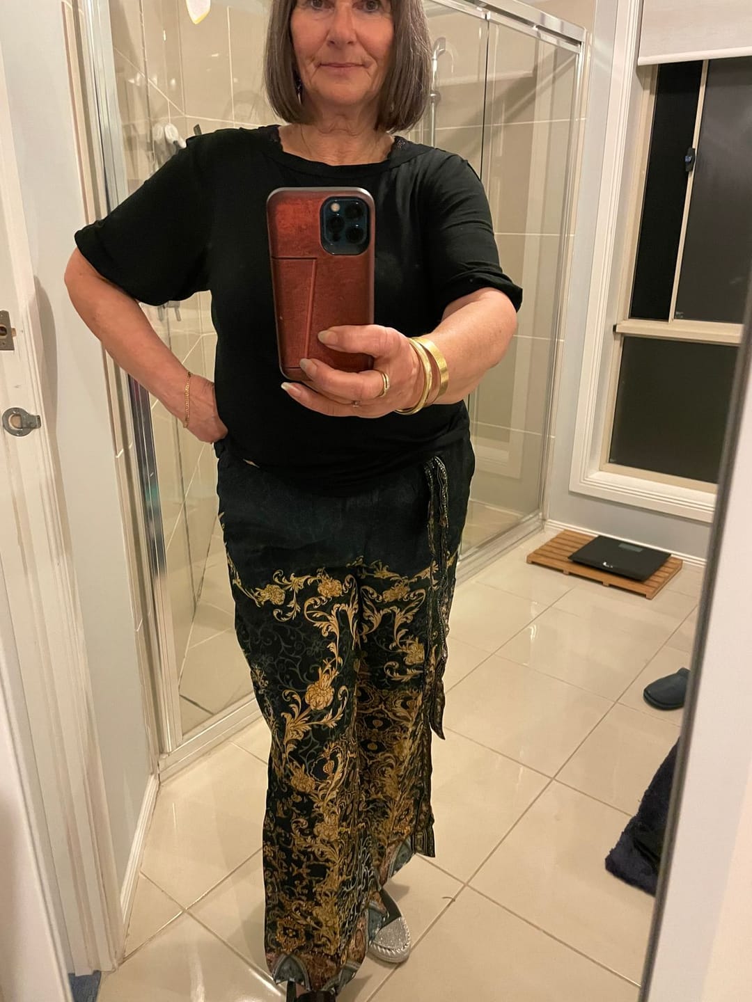 Customer photo review of VALLETTA - PANTS