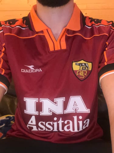 Customer photo review of Francesco Totti  Roma Retro Football Jersey