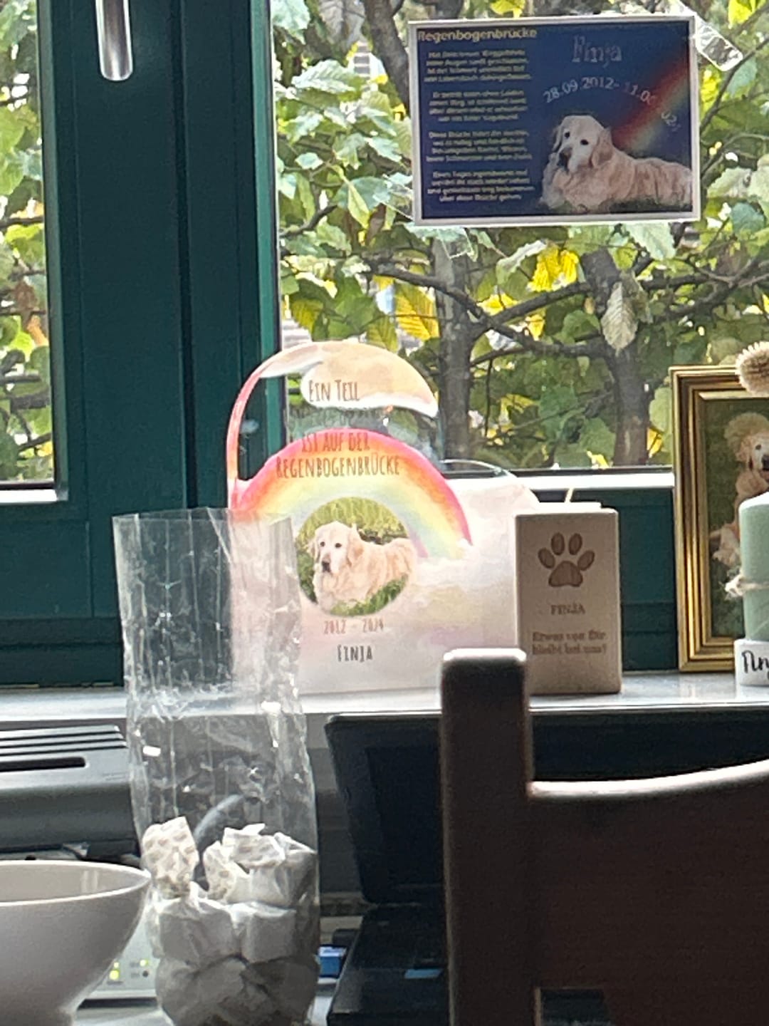 Customer photo review of Pfotenabdrücke im Herzen - Individuelles Glasherz