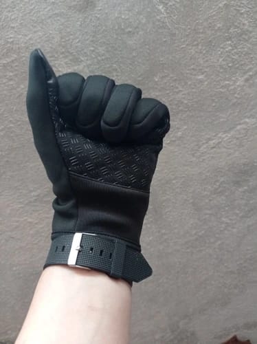 Customer photo review of Ultimate Winter Gloves