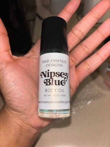 Customer photo review of NH305 Nipesy Blue Body Oil - Unisex