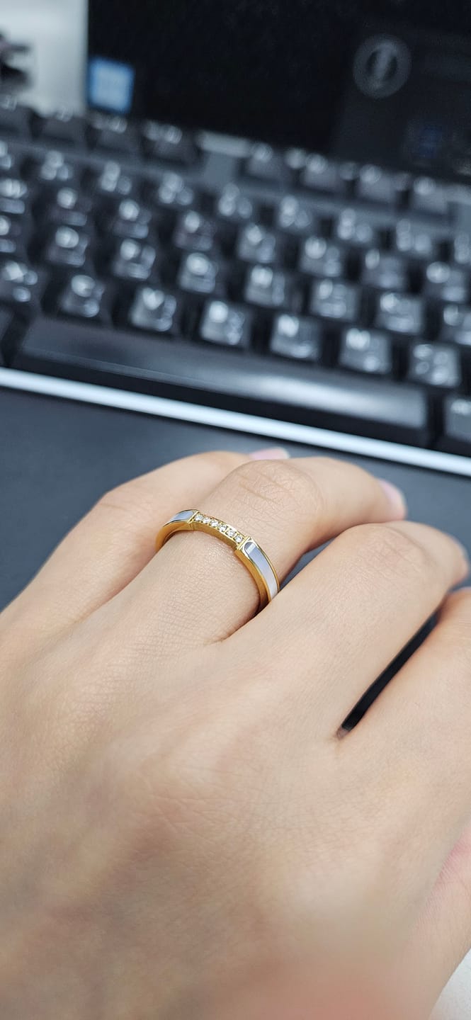 Customer photo review of Mother Of Pearl & Crystal Ring