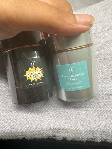 Customer photo review of Bomb Glue 0.1-0.3s Fast Drying Extremely Strong Lash Adhesive