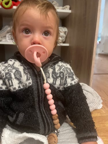 Customer photo review of Kit 2 Chupeteros Spring Nenina & Co