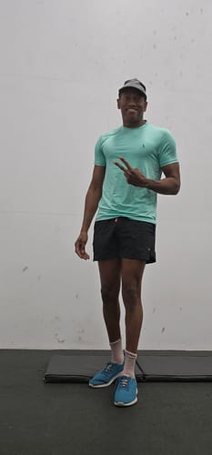 Customer photo review of Tonal Melange Performance Tee