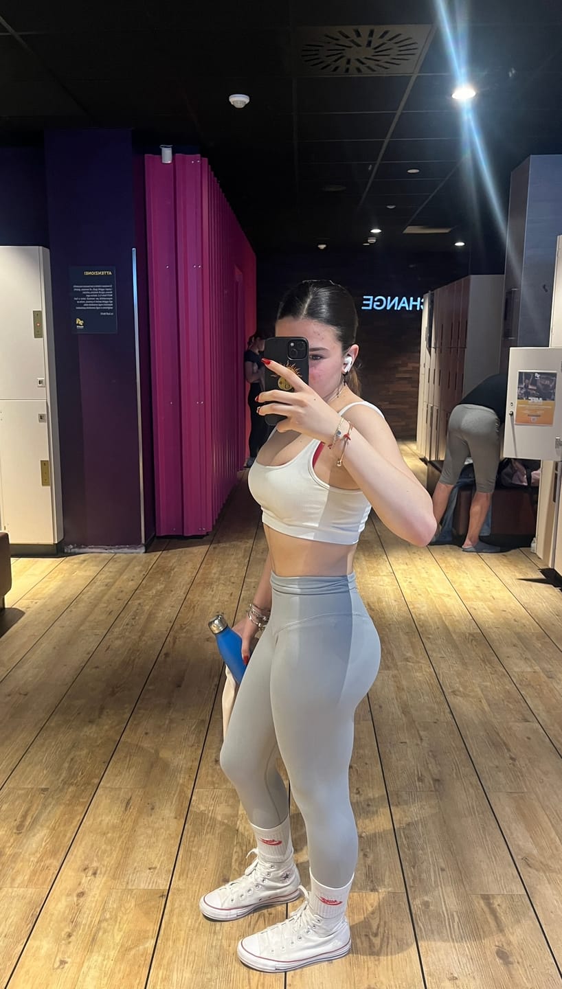 Customer photo review of Leggings Push up Gym Fashion Grigio Silver