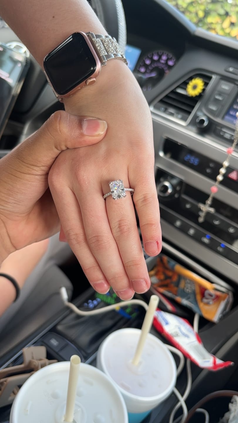 Customer photo review of S925 4.5Ct Radiant Cut Engagement Ring Moissanite/Simulated Diamond Solitaire Stackable Travel Ring For Women