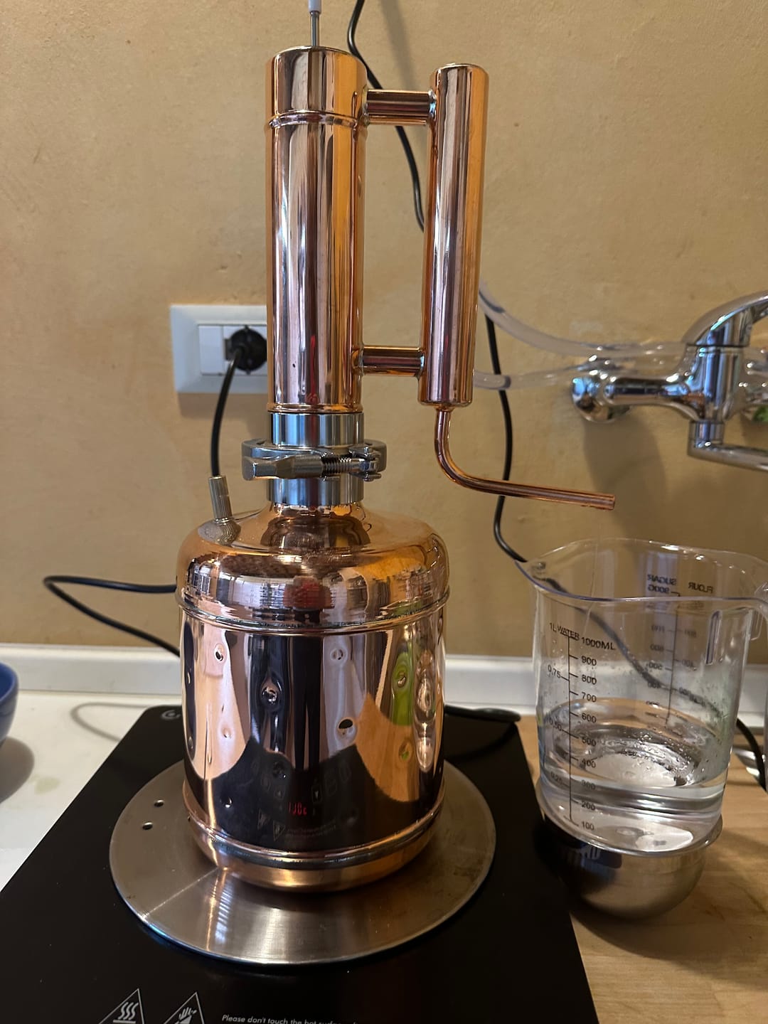 Customer photo review of Copper moonshine still 0.63G (2.4L) Flavor-still