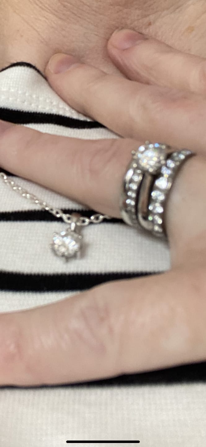 Customer photo review of White Gold 1ct Moissanite 6 Prong Silver Dazzle Pendant Necklace