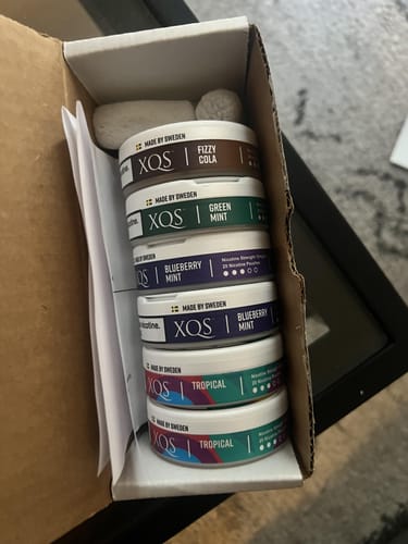 Customer photo review of Green Mint Nicotine Pouches