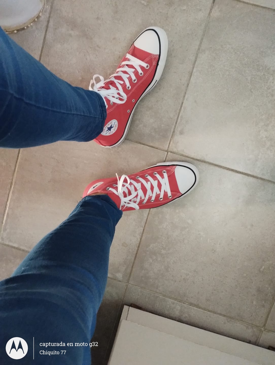 Customer photo review of Zapatillas Converse Chuck Taylor Hi Rojo