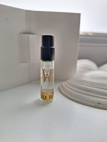 Customer photo review of Ile Rouge